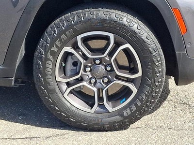 2023 Jeep Grand Cherokee 4xe Trailhawk