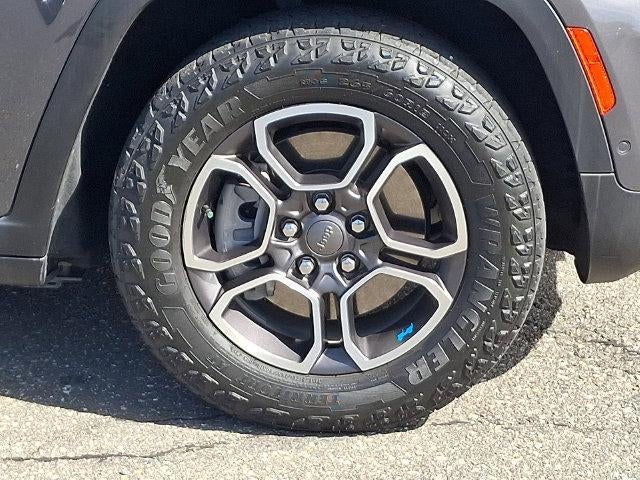 2023 Jeep Grand Cherokee 4xe Trailhawk