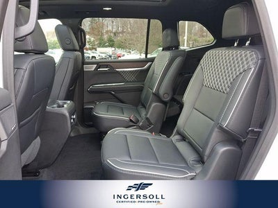 2024 GMC Acadia Denali