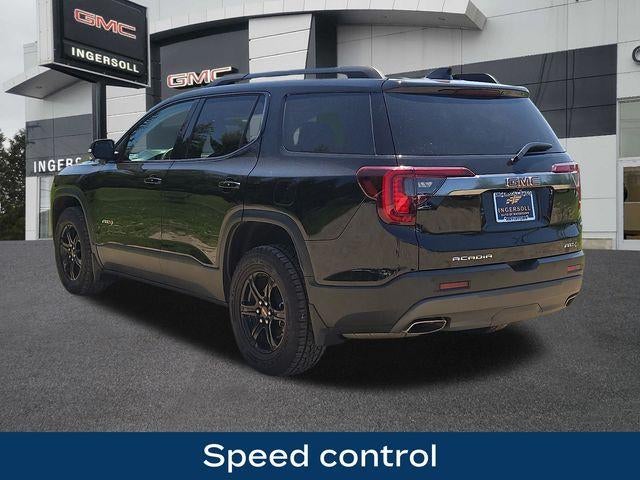 2023 GMC Acadia AT4