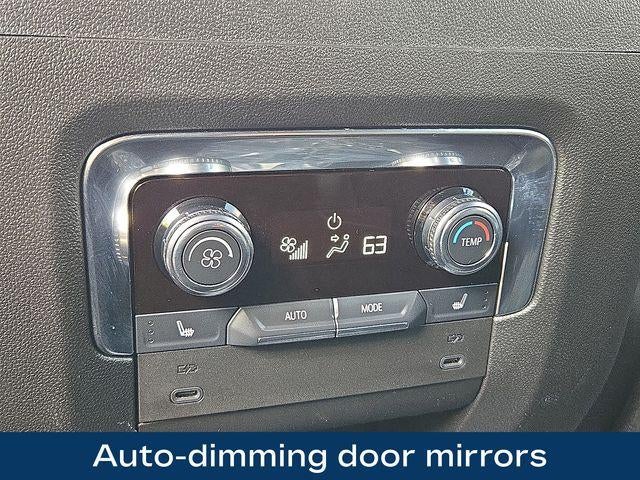 2025 GMC Yukon Elevation