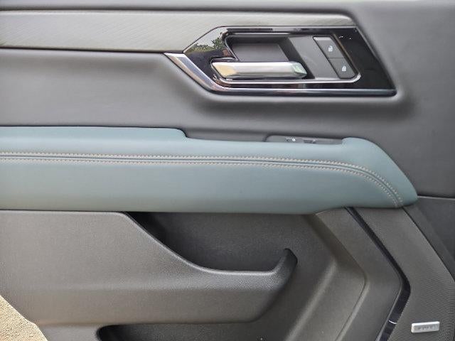 2025 GMC Yukon AT4