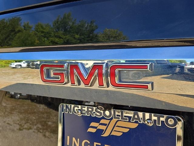 2022 GMC Yukon XL SLT