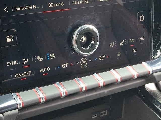 2025 GMC Yukon XL AT4