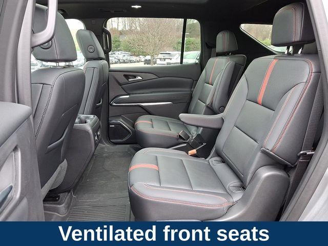 2025 Chevrolet Traverse RS