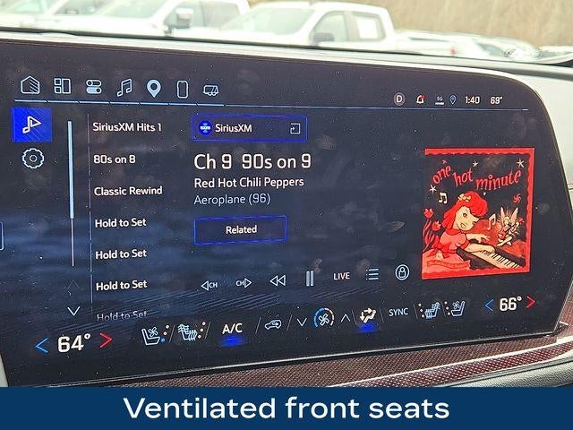 2025 Chevrolet Traverse RS