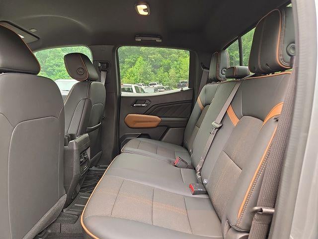 2023 GMC Canyon AT4