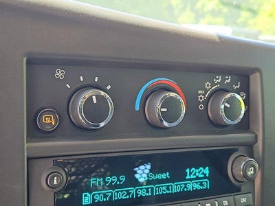 2025 GMC Savana Cargo Base