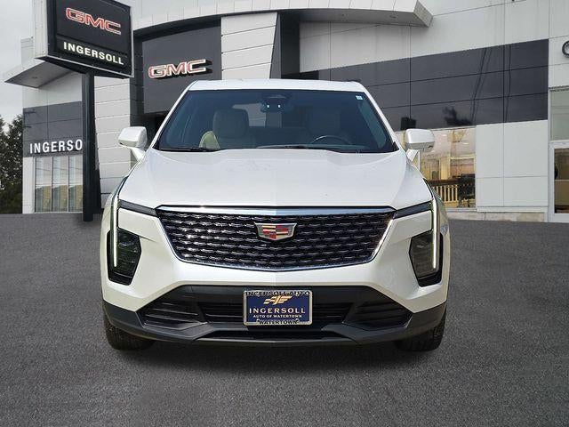 2024 Cadillac XT4 Luxury