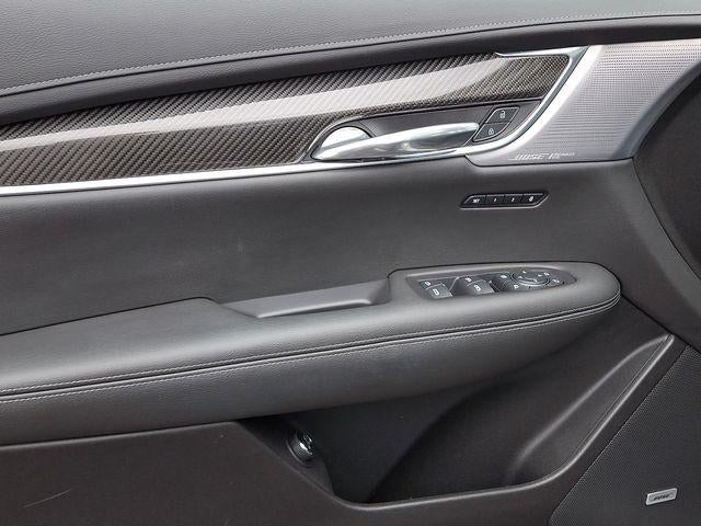 2023 Cadillac XT6 Sport