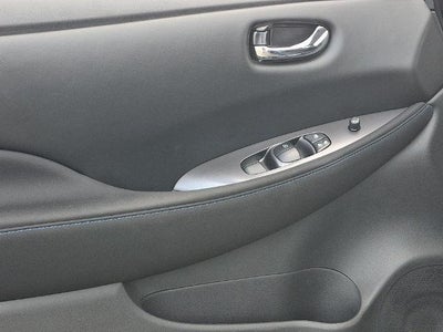 2025 Nissan LEAF S