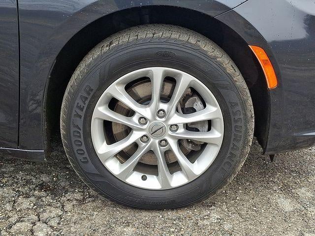 2021 Chrysler Pacifica Touring