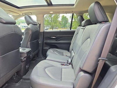 2025 Toyota Grand Highlander Hybrid XLE