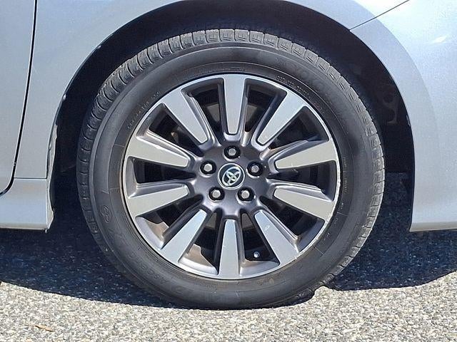 2020 Toyota Sienna XLE