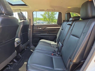 2018 Toyota Highlander SE