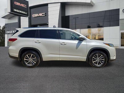 2018 Toyota Highlander SE