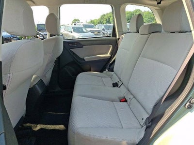 2015 Subaru Forester 2.5i