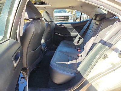 2018 Lexus IS 