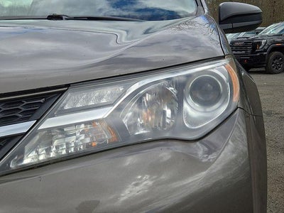 2014 Toyota RAV4 LE
