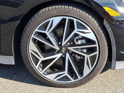 2024 Hyundai IONIQ 6 SEL