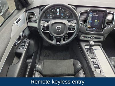 2016 Volvo XC90 T6 R-Design