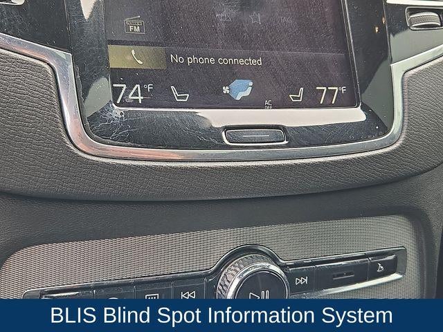 2016 Volvo XC90 T6 R-Design