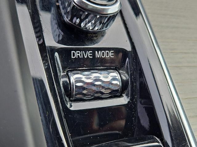 2018 Volvo XC60 Inscription