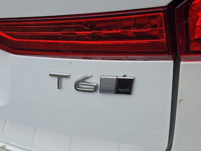 2018 Volvo XC60 Inscription