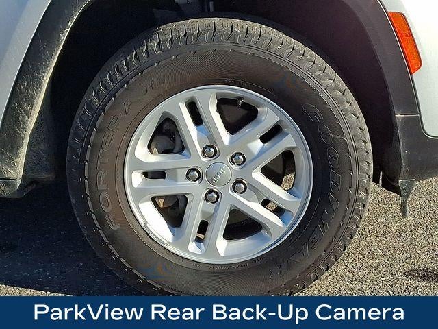 2024 Jeep Grand Cherokee Laredo 4x4