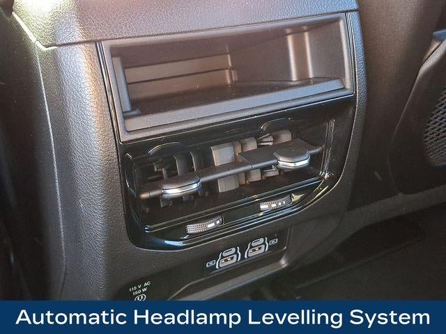 2024 Jeep Grand Cherokee Laredo 4x4