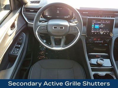 2024 Jeep Grand Cherokee Laredo 4x4