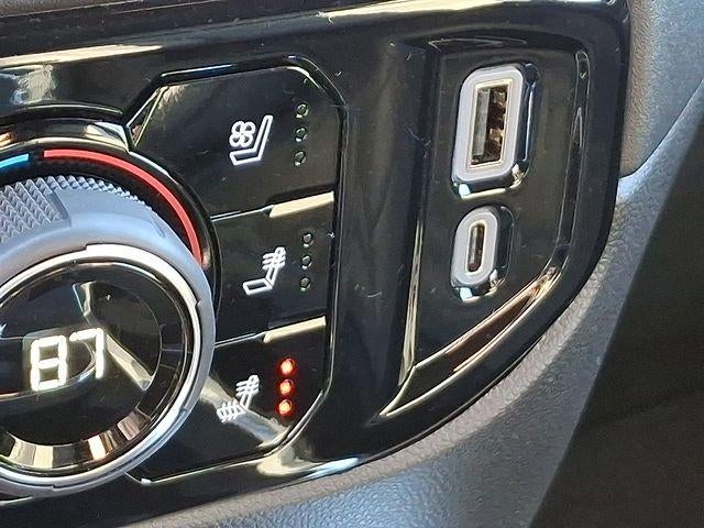 2025 Chevrolet Silverado 3500 HD High Country