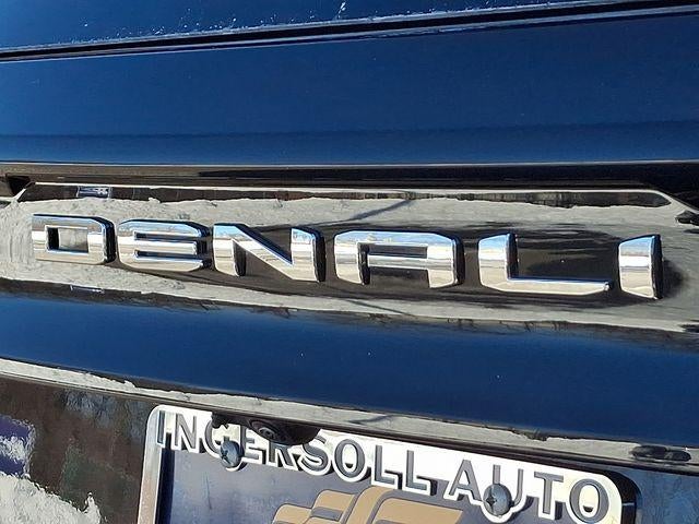 2025 GMC Acadia Denali