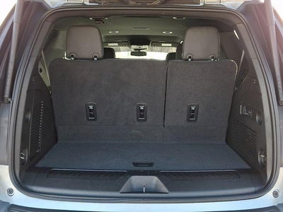 2025 GMC Yukon Elevation