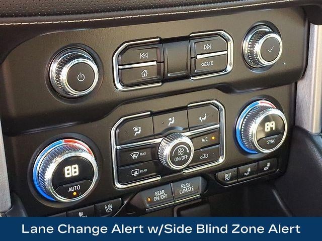 2023 GMC Yukon XL SLT