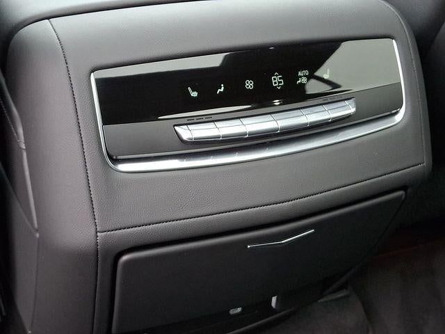 2024 Cadillac Escalade ESV Premium Luxury