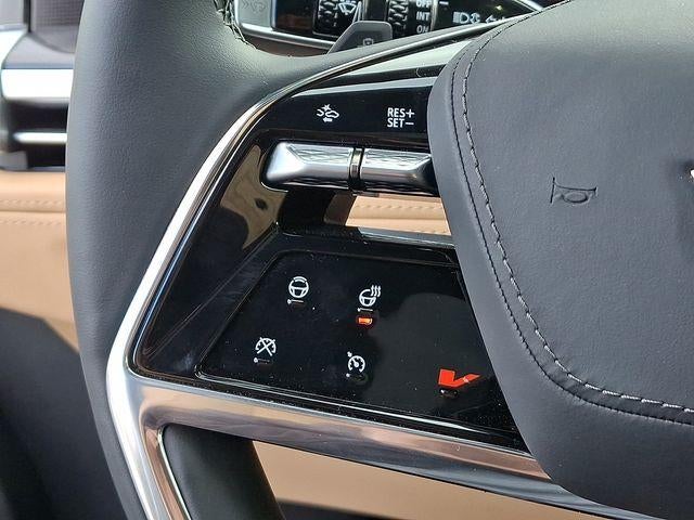 2025 Cadillac ESCALADE IQ Luxury 2