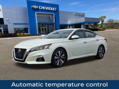 2020 Nissan Altima SL FWD