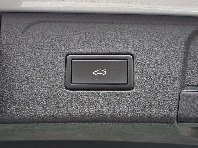 2018 Volkswagen Atlas 3.6L V6 SEL Premium