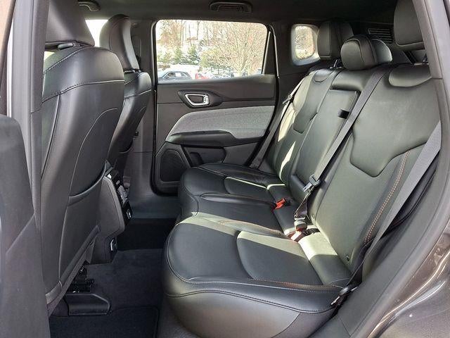 2023 Jeep Compass Latitude Lux FWD