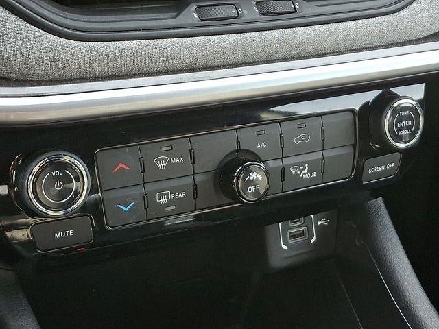 2023 Jeep Compass Latitude Lux FWD