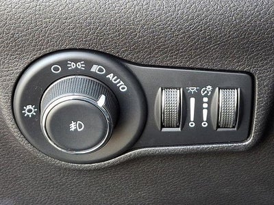 2023 Jeep Compass Latitude Lux FWD