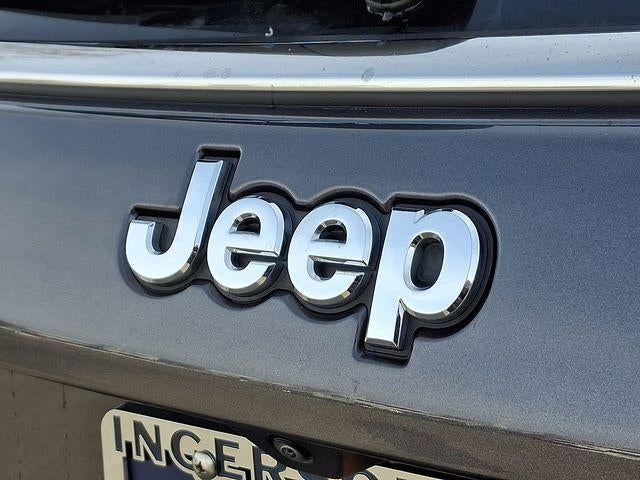 2023 Jeep Compass Latitude Lux FWD