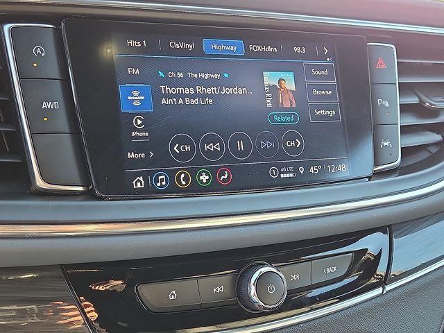 2022 Buick Enclave Essence