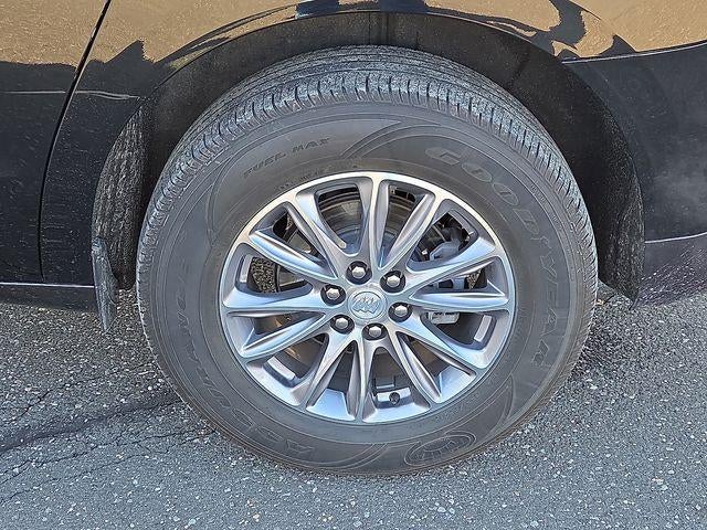 2022 Buick Enclave Essence