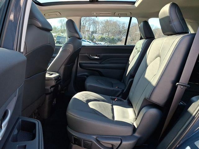 2025 Toyota Grand Highlander Platinum