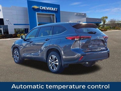 2023 Toyota Highlander Hybrid XLE