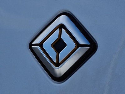 2024 RIVIAN R1S Adventure