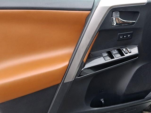 2017 Toyota RAV4 Hybrid Limited