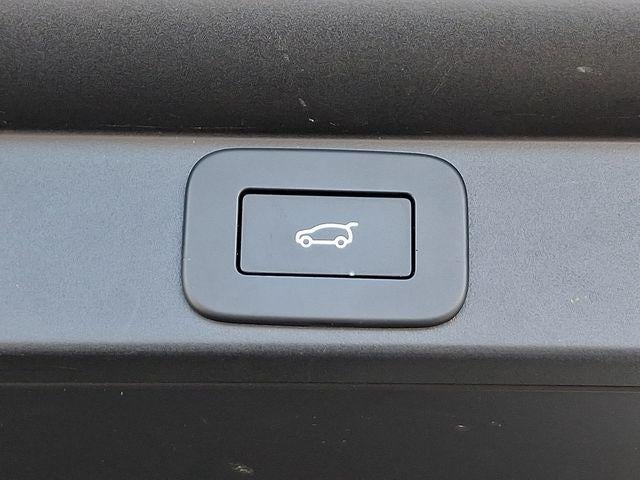 2025 Land Rover Range Rover P400 SE